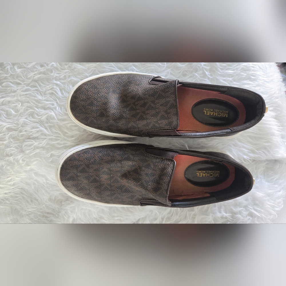 Michael Kors Monogram Slip-On Sneakers Brown Logo Canvas Women’s Size 6M